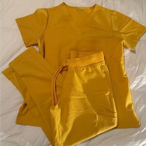 Mandala Dijon Scrubs